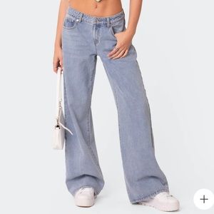 Edikted Raelynn Washed Low Rise Jeans Size XS